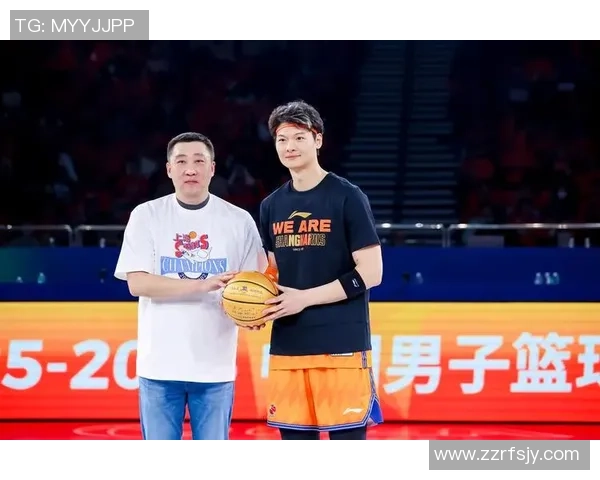 翔哥姚明携手共创篮球传奇新篇章，重燃体育激情与梦想的火焰